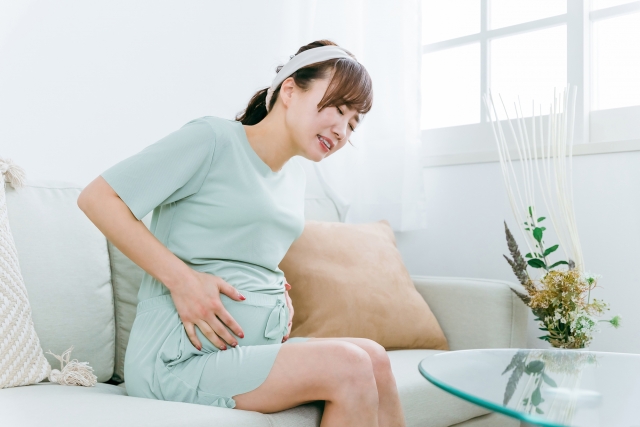 妊娠6か月で強くなった腰痛と右臀部痛